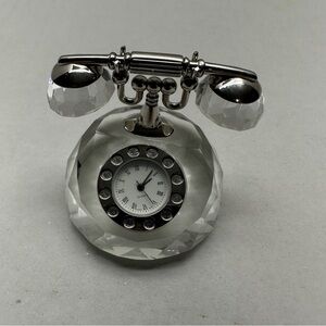 ELGIN MINIATURE QUARTZ
CRYSTAL TELEPHONE SILVER ACCENT 
BATTERY CLOCK! Working